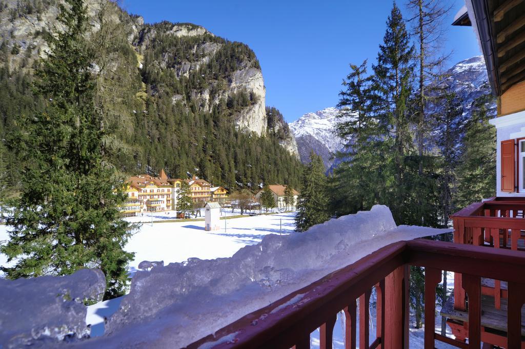 Hotel Croda Rossa Carbonin Exterior photo
